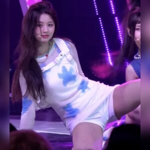 엔믹스 설윤 쩍벌 안무