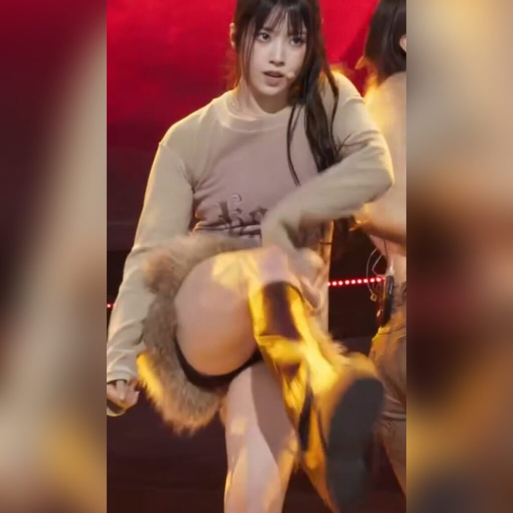 털 다린 원피스 입고 과감하게 발차기 하는 엔믹스 지우