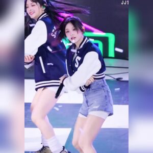 서울대 축제 뉴진스 해린 과잠 청핫팬츠