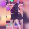ITZY 채령 뒤로 돌때 노출된 검정 초미니 엉밑살 탄탄한 허벅지