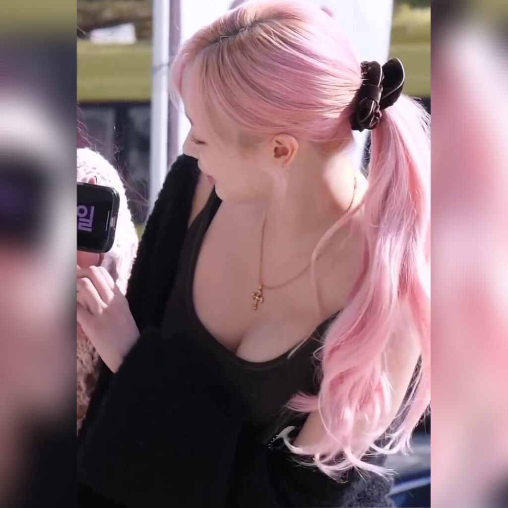 생일 맞은 에스파 지젤…브라끈 보이는 회색 끈나시 역대급 가슴골