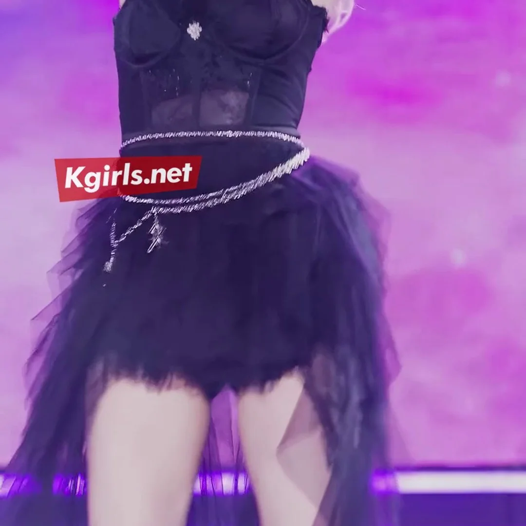 VIVIZ 銀河… 成熟身材驚呆全場ㅋㅋ