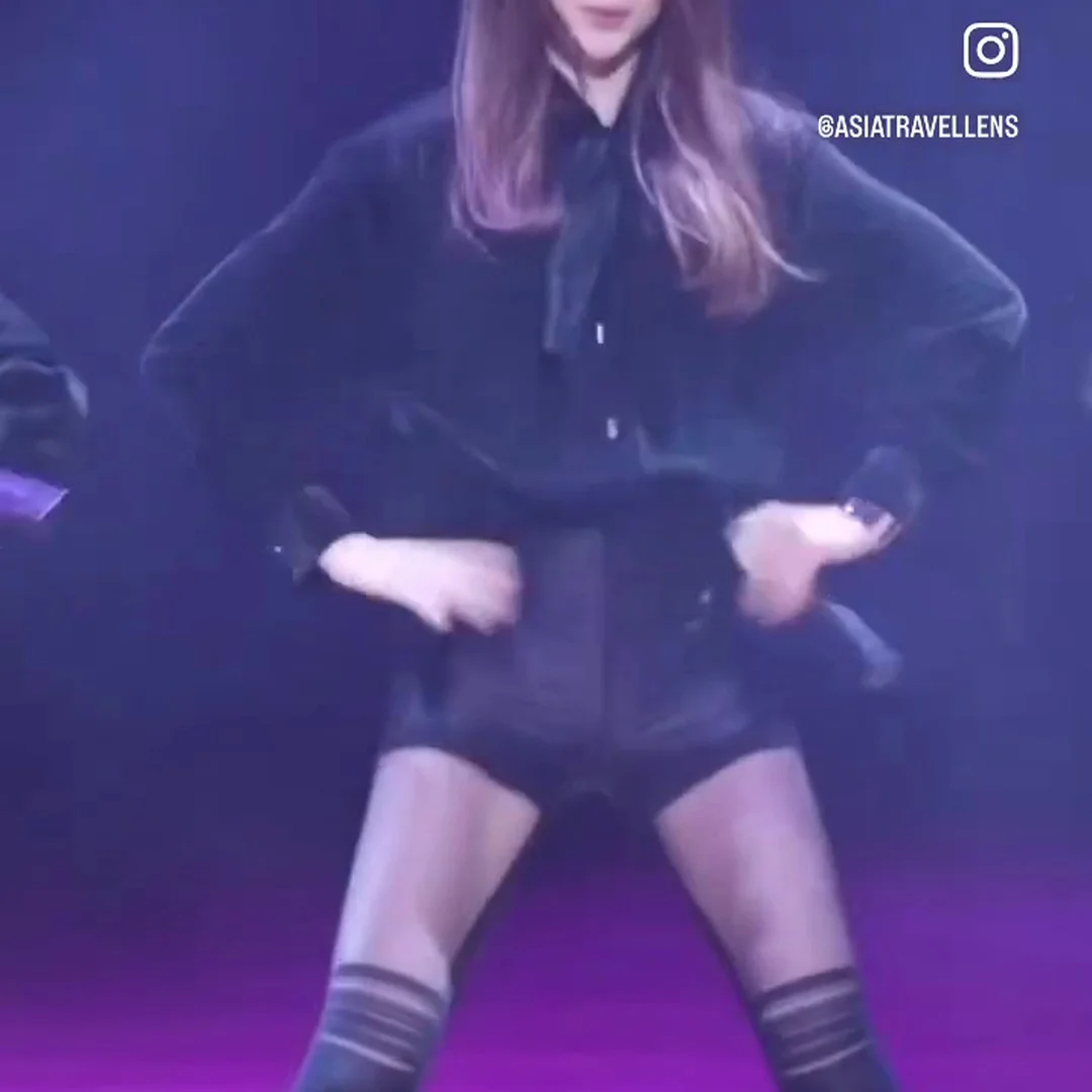 EXID Solji 以瘋狂的臀部舞動展現依舊致命的身材！黑絲襪與絕對領域的上下爆發