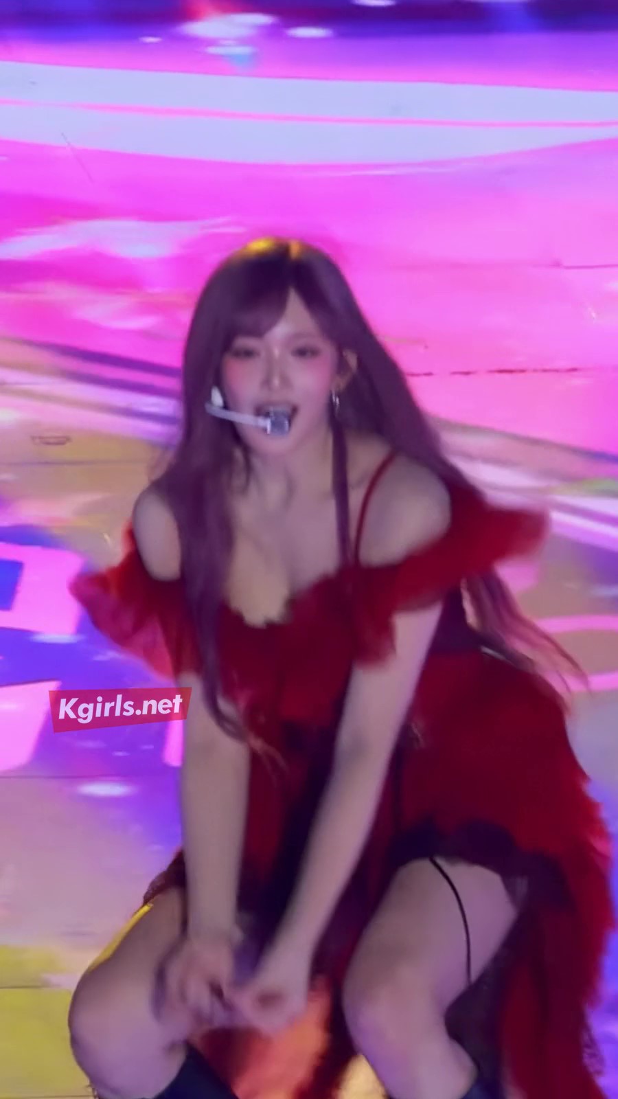 아이브 이서 MAMA 한껏 물오른 비주얼 깊게 숙이는 가슴골 레전드 갱신