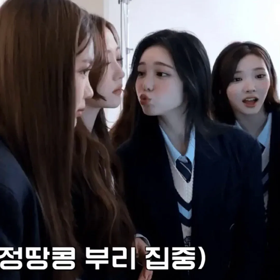 [Hats to Hearts] 穿著校服的致命微笑少女李安的誘惑之吻！親吻執著引發顫抖🔥