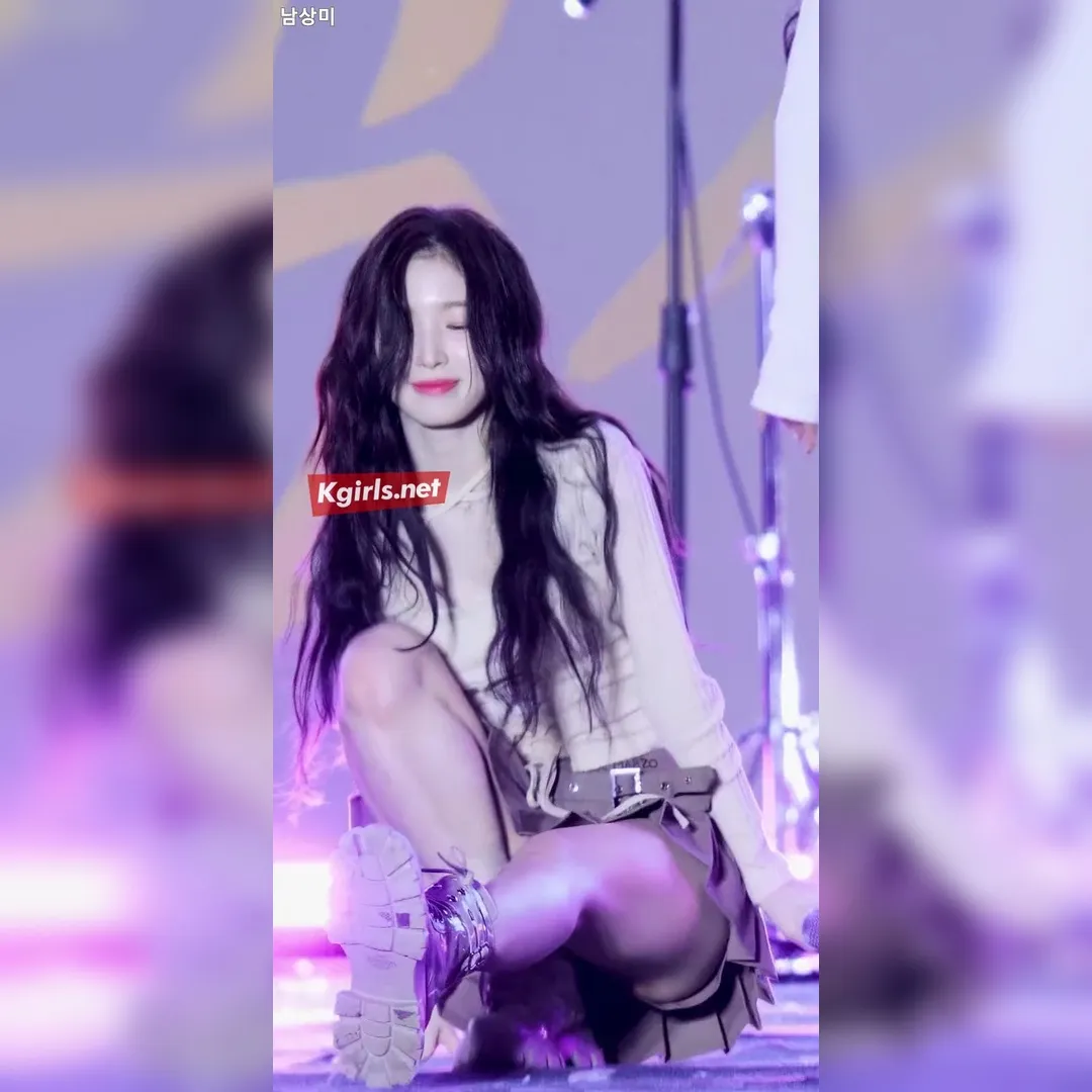 Arin的柔和色调身影太迷人了…心动不已的直拍😭