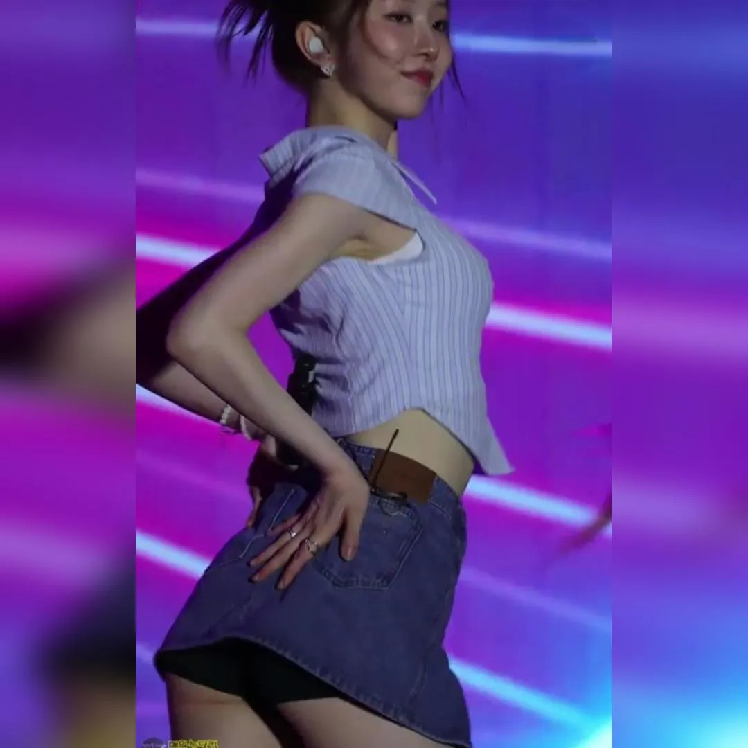 黑色內搭褲背影 LIGHTSUM 宇宙動圖