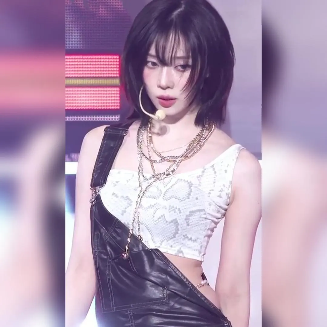 치명적인 옆구리 에스파 윈터 움짤