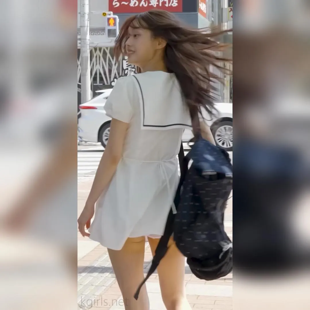 Chu’s Iconic Look in a Pure White Sailor Dress… A Fresh and Legendary Moment