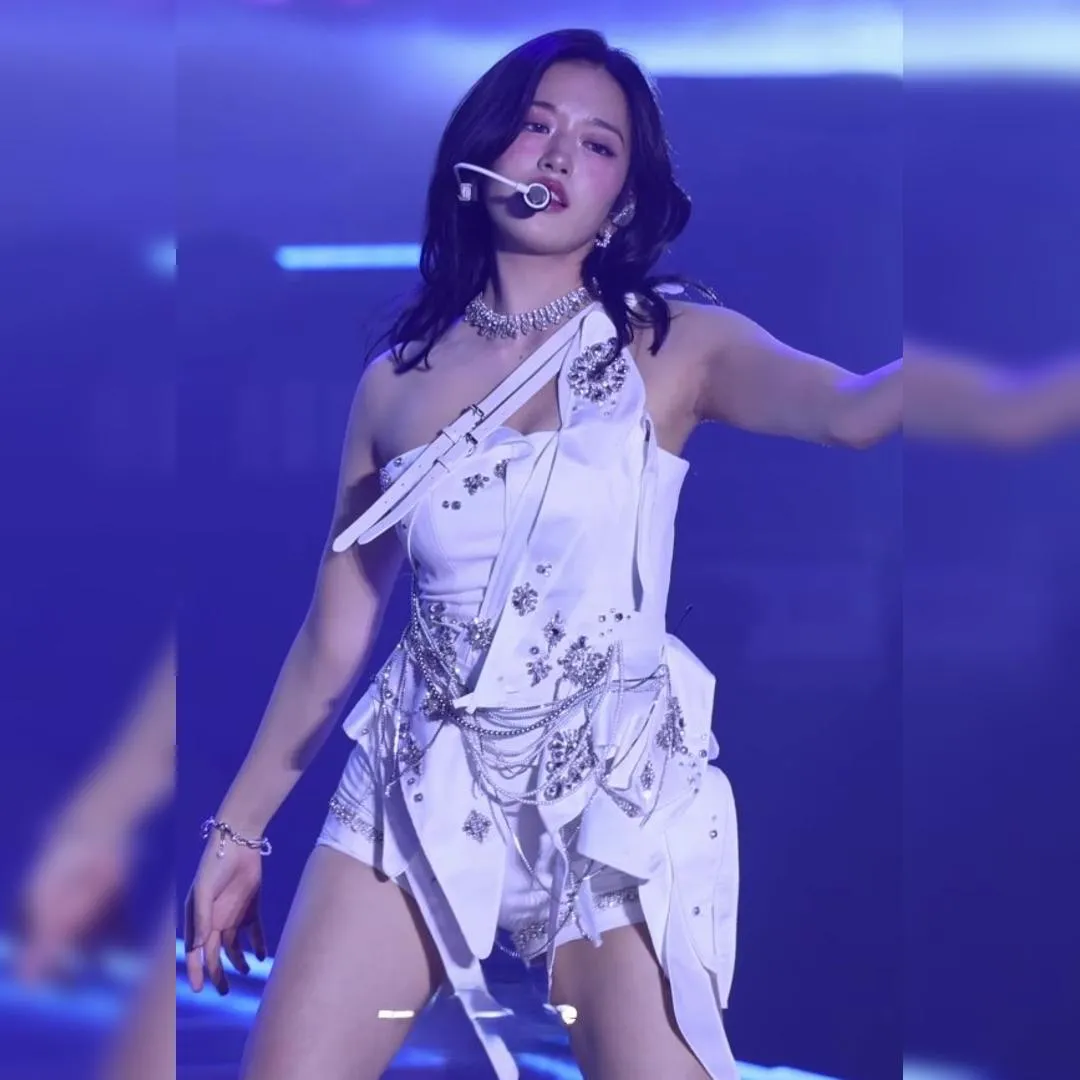 마냥 좋은 피지컬 아이브 안유진 움짤