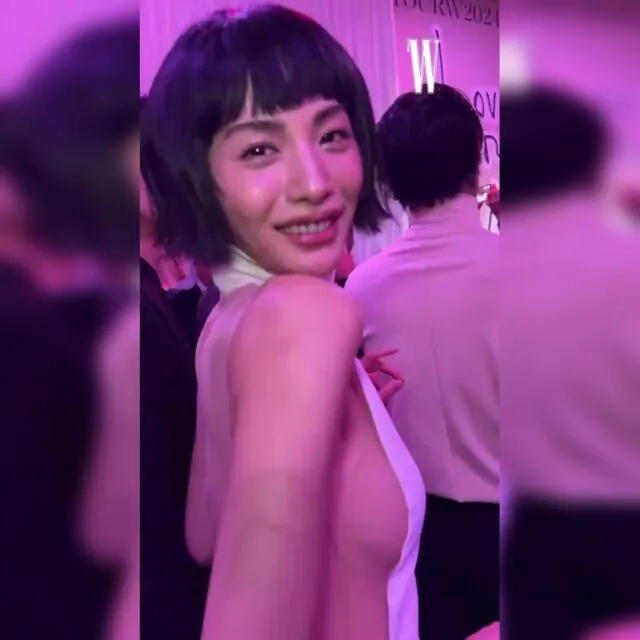 애프터스쿨 나나 파멸적인 옆가슴 노출 ㄷㄷ