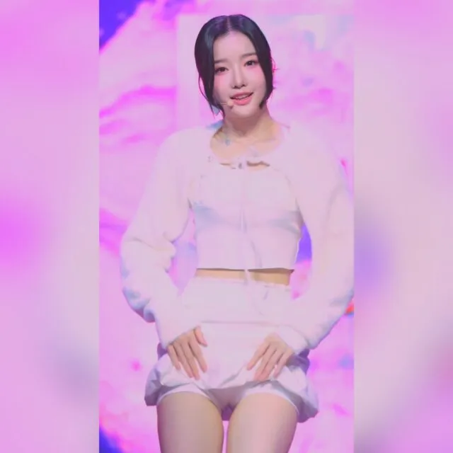 트리플에스 유연 짧은 프릴치마…너무 타이트한 순백색 속바지