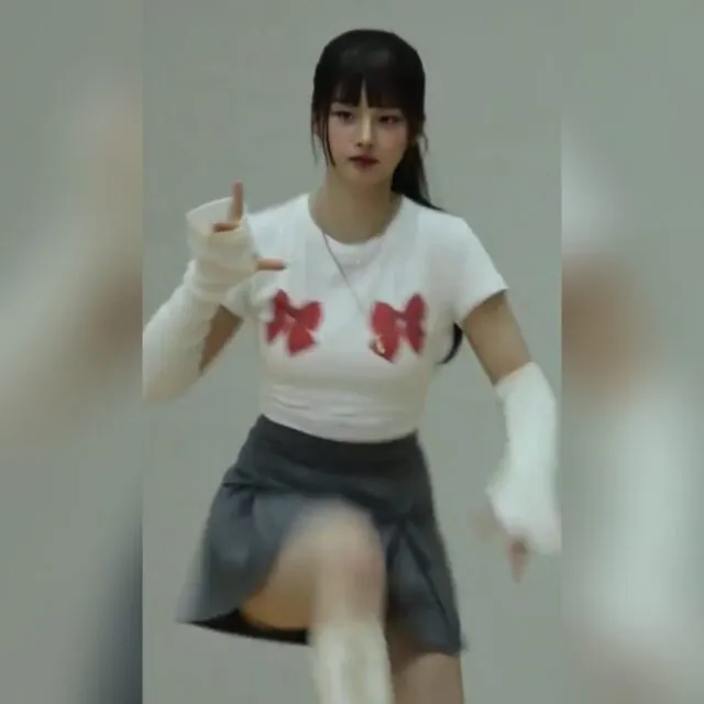 엔믹스 설윤 팬미팅 회색치마 직캠