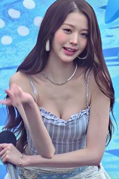 숙이는 아이브 장원영 움짤