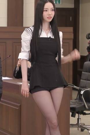 aespa Karina GIFs of her wearing heeled shoes with see-through socks