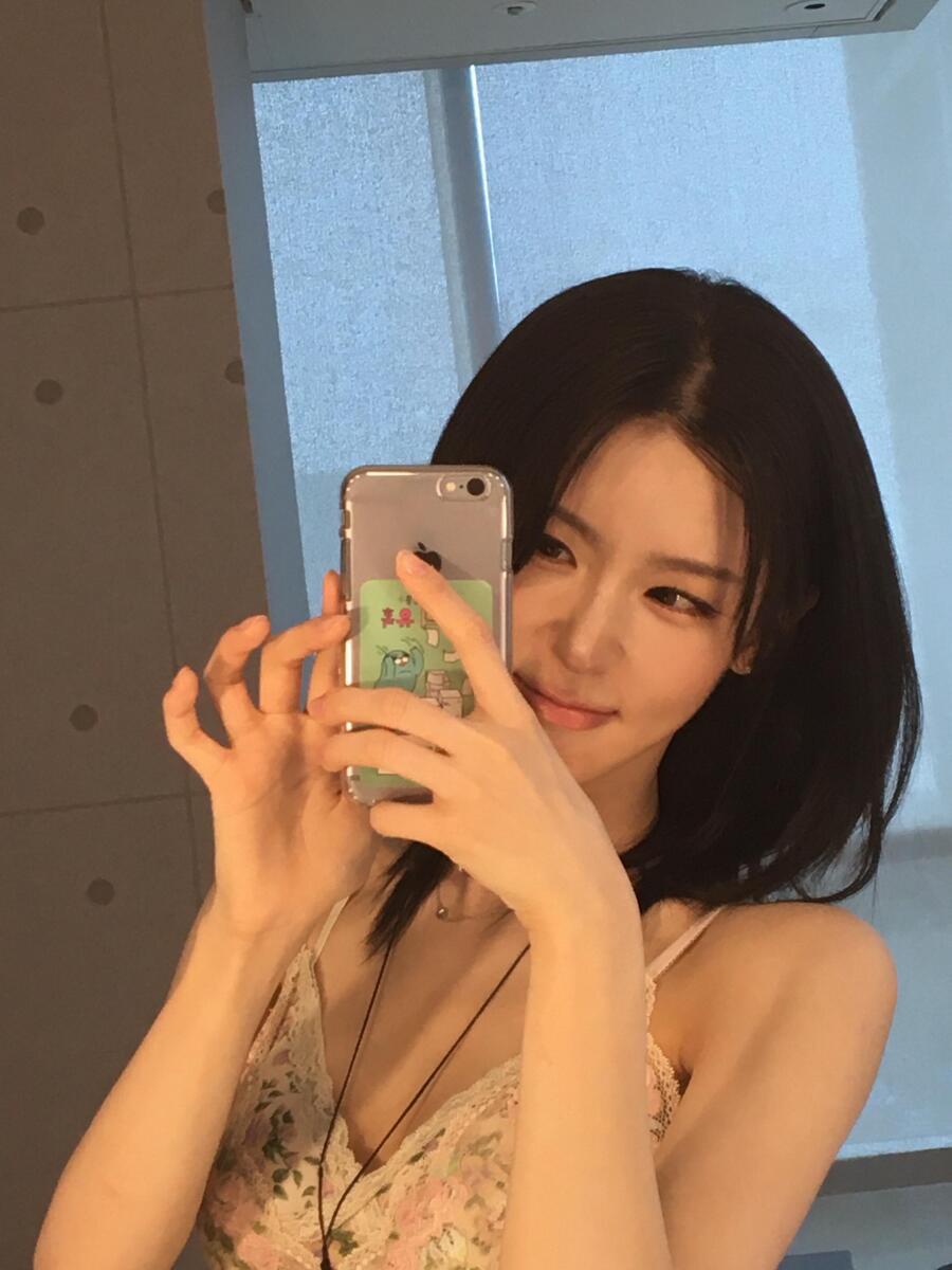 미연 시원한 꽃무늬 끈나시 겨드랑이 페로몬 슬렌더 몸매 #2