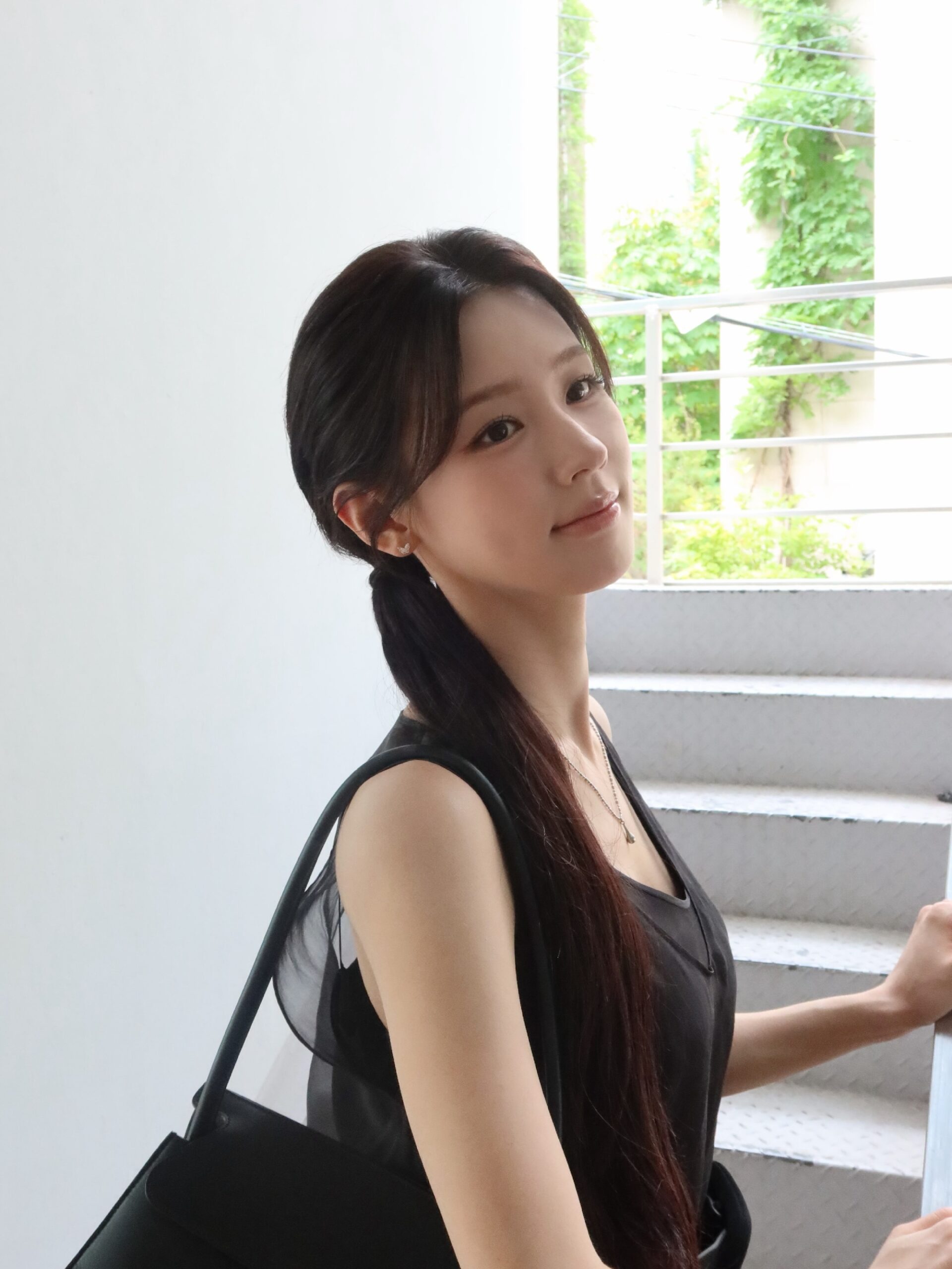 Pure Ponytail Miyeon Black Sleeveless Dress Armpit Pheromones