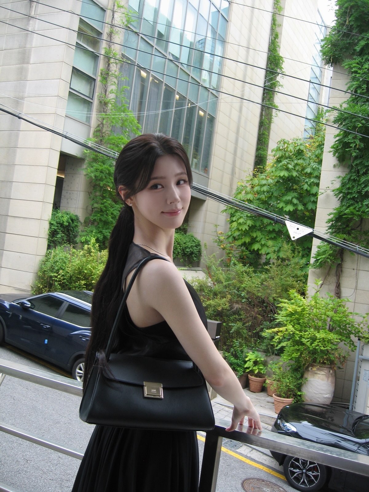Pure Ponytail Miyeon Black Sleeveless Dress Armpit Pheromones