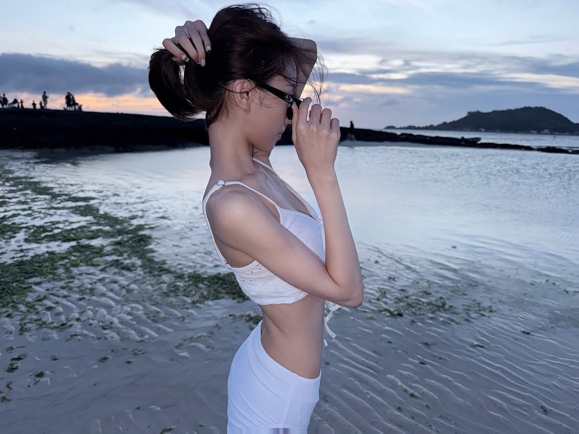 第4代比基尼曝光最多的偶像 ITZY Lia & Billlie Sion & H1key Hui-seo