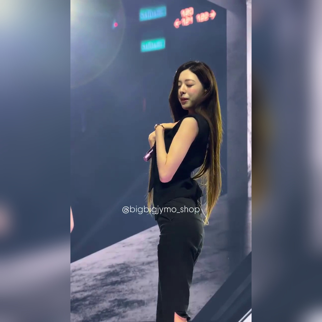 ITZY 尤娜 全黑时尚 黑色休闲长裤 S码 腰部与臀线