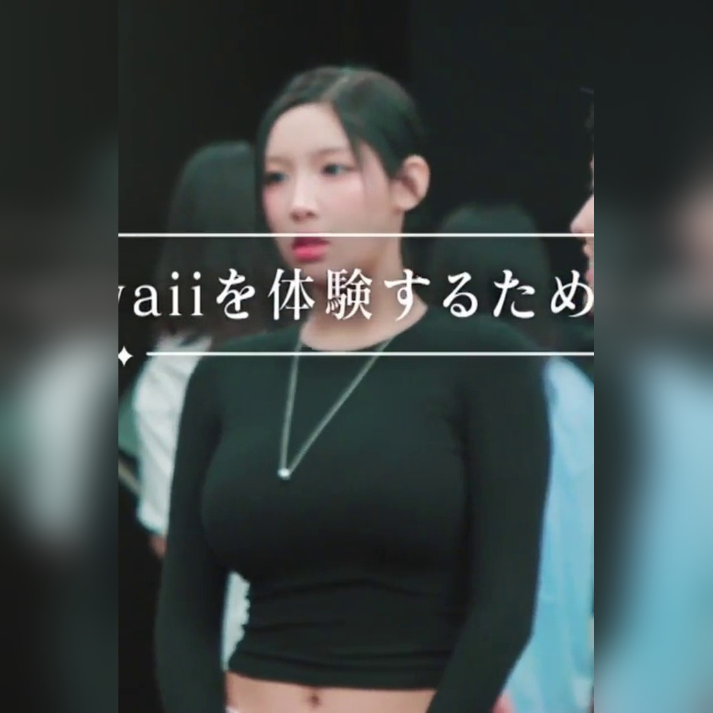 연습하는 라잇썸 한초원 레깅스 + 검정 크롭티 거대한 가슴 볼륨