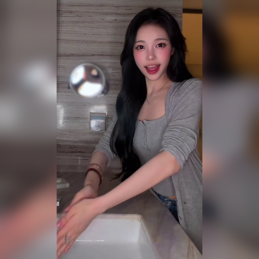 [Hearts to Hearts] 洗手的Ian穿灰色短款上衣+牛仔裤，美貌与身材