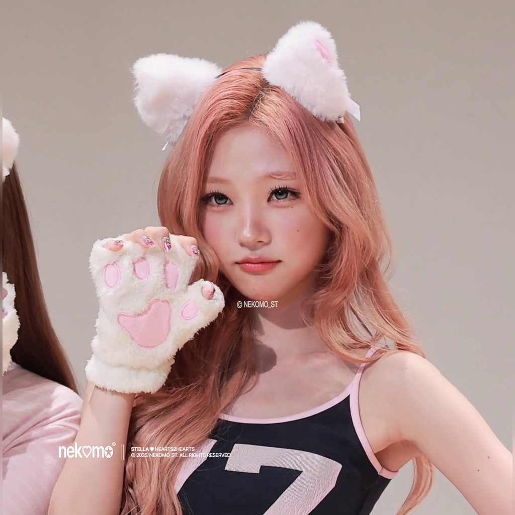 하츠투하츠 고양이 발바닥 스텔라 검정 나시 겨드랑이 페로몬