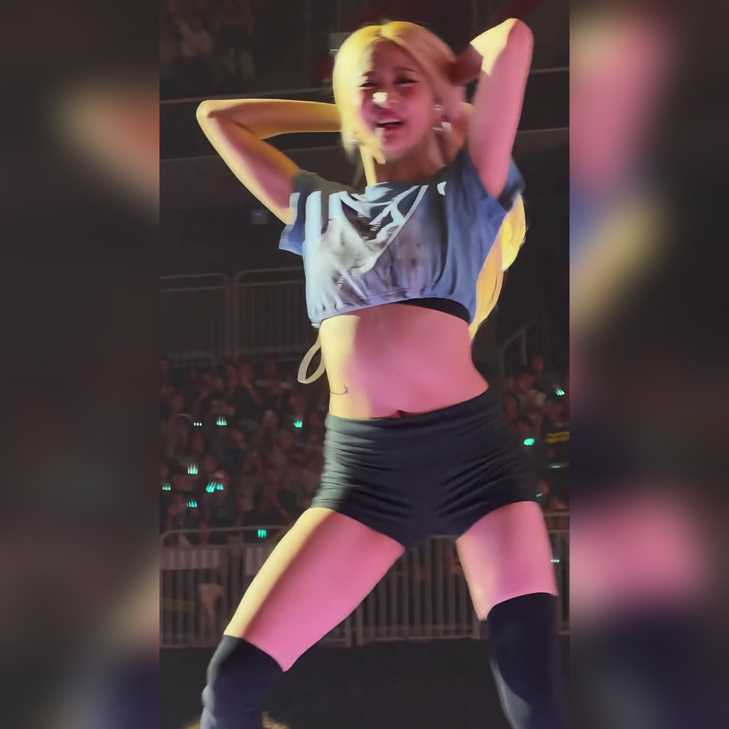 LE SSERAFIM Huh Yunjin Tight Black Hot Pants + Inner-Thigh Nerve Thighs from Nylons