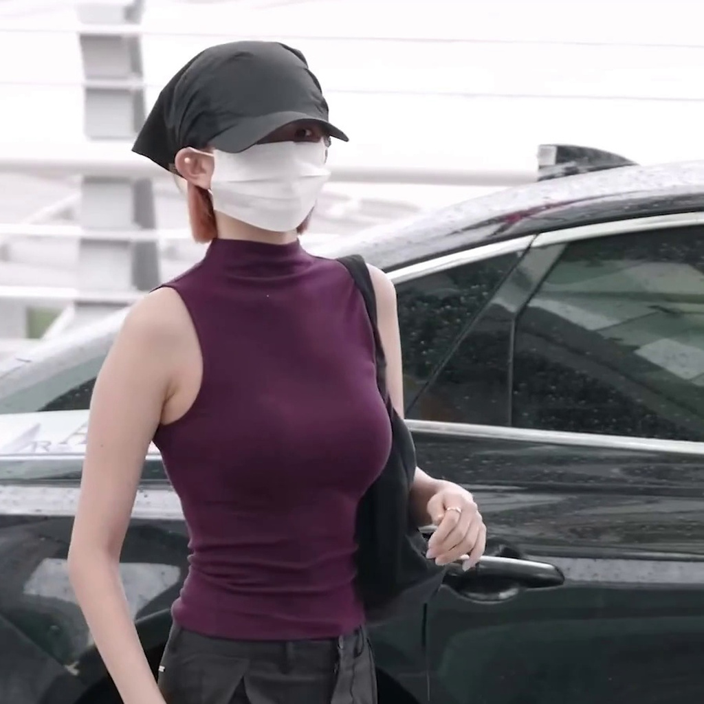 Ray Brazziq Beach Leaving the Departure: Purple Sleeveless Underarm Pheromones