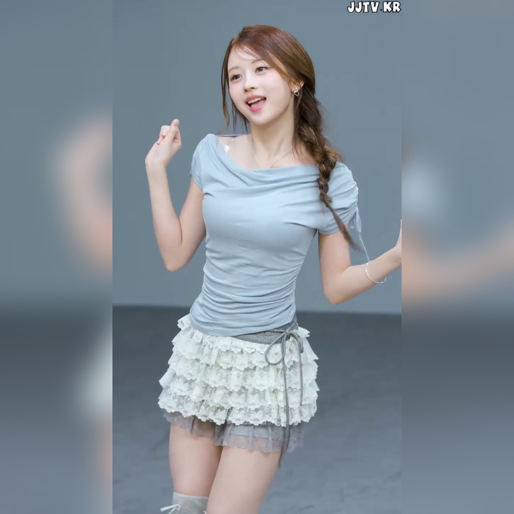 ONE OFF SOLDER’s Bounggeot Bust Frill Skirt Hitz Gesuhui (HITGS SEOHEE)