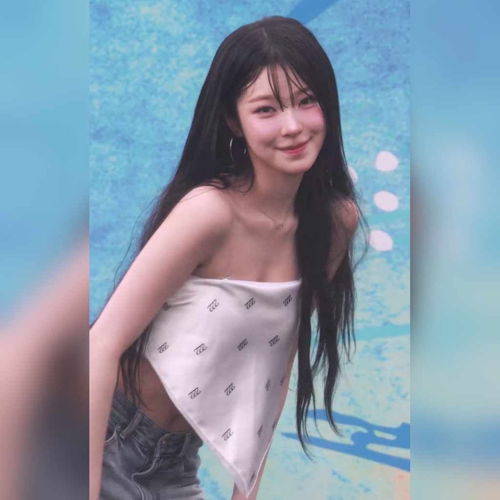 어제자 프나 백지헌 화이트 반다나 + 청바지 숙인 가슴골 야꼽
