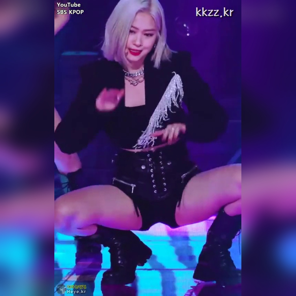 Which female idol is No.1 for lower body, in my opinion?