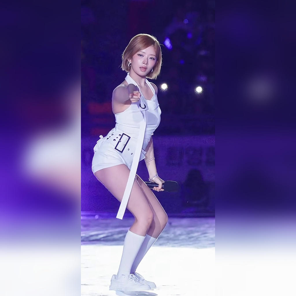 Recently at the concert, Ray in pure-white halter neck + the trembling inner-thigh muscles of my hot pants