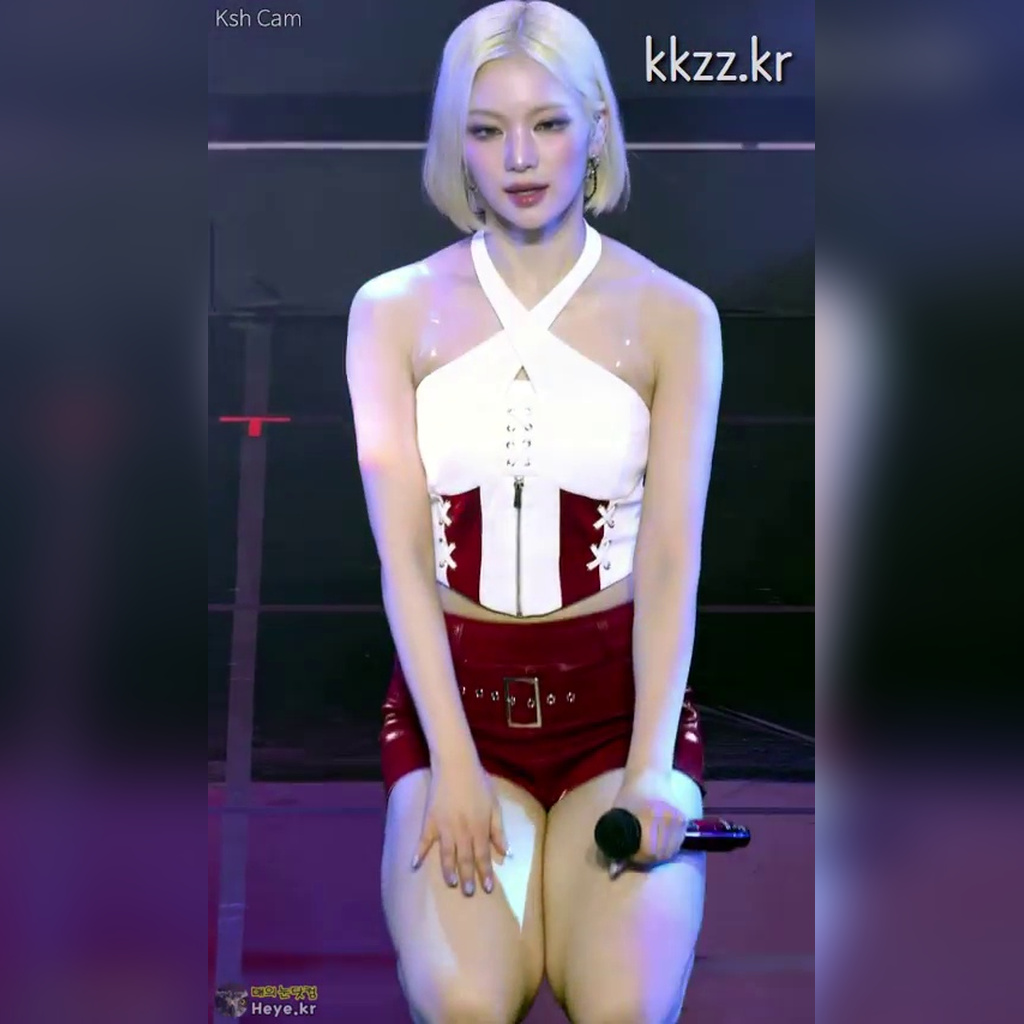 STAYC Isa GIF in a Halterneck and Hot Pants