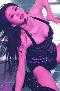 ワールドツアー Undefined ソロステージ ITZY チェリョン GIF