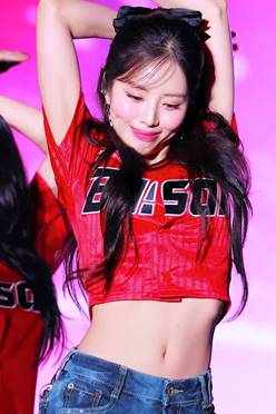Promis9 Park Ji-won GIF wearing Lotte Giants uniform