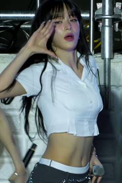 Smooth Abs PromiS Nine Lee Chaeyoung GIF