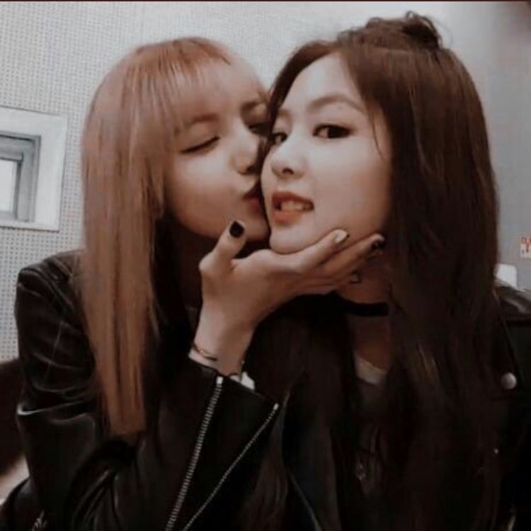 kpop 인스타 팔로워 투탑