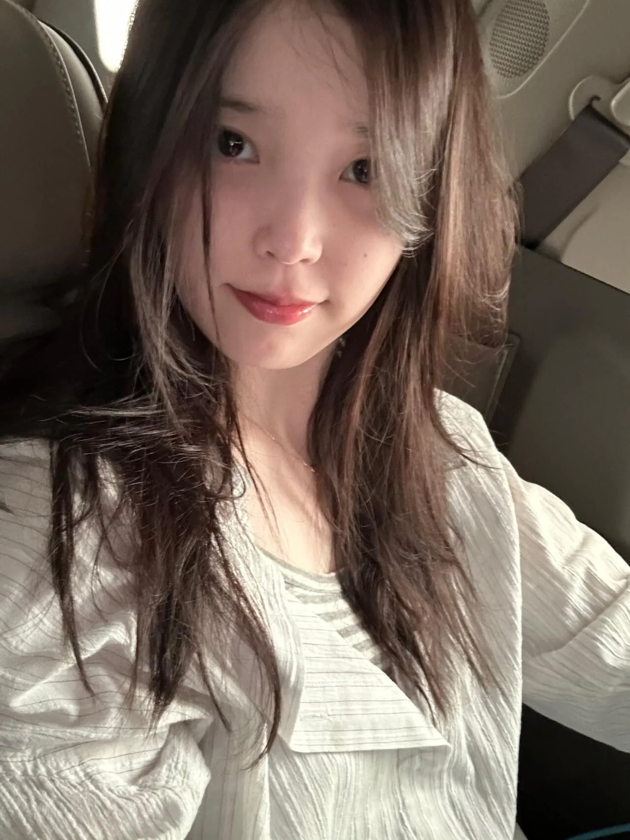 IU