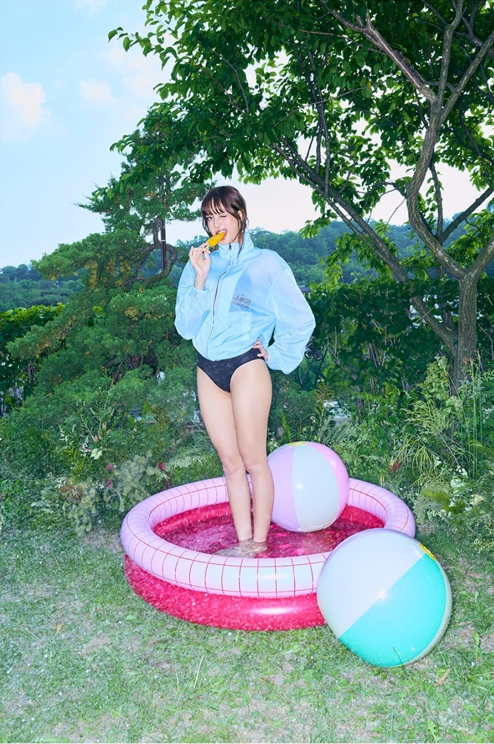 BLACKPINK Lisa Swimsuit Photo Shoot Black String Bikini Y-Zone Slender Figure