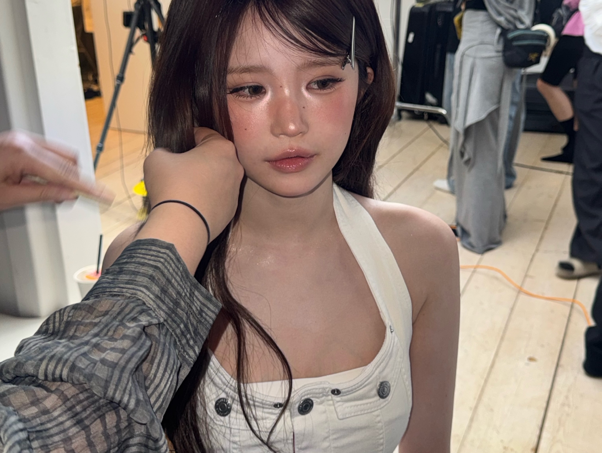 FENA Song Ha-young pure white halter-neck outfit subtle cleavage pheromone - Instagram