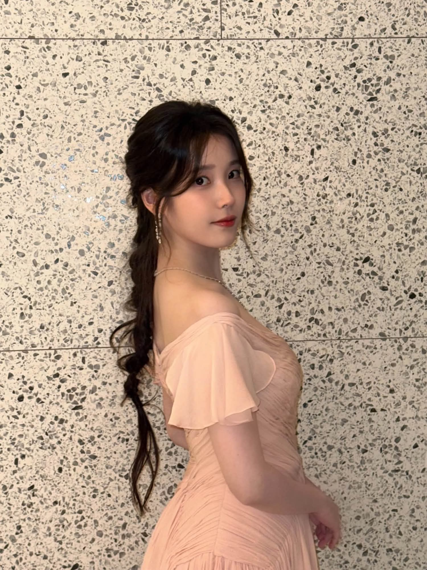 260801 아이유