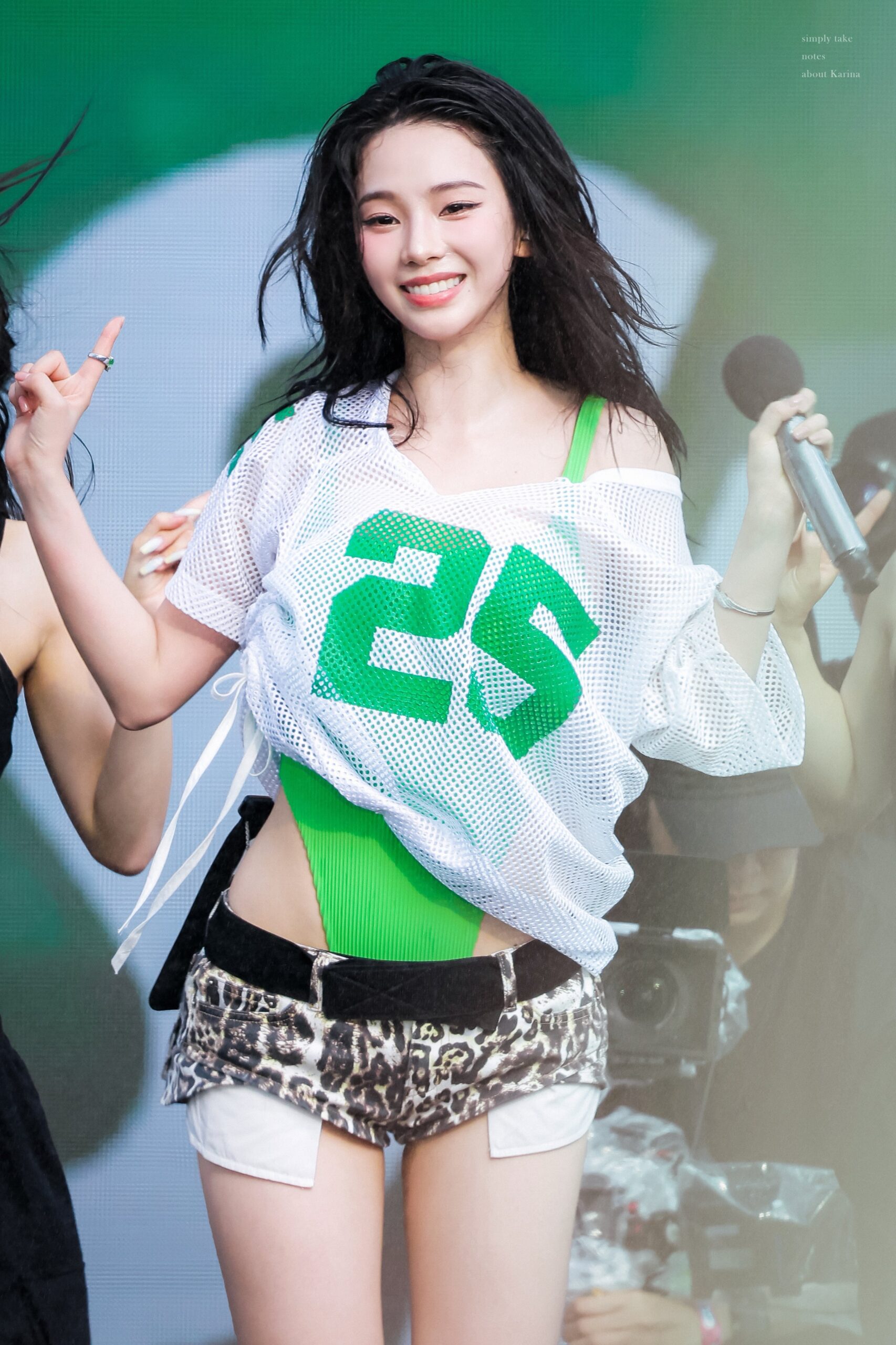 Karina 水上音乐节高清合集，慢慢一点点