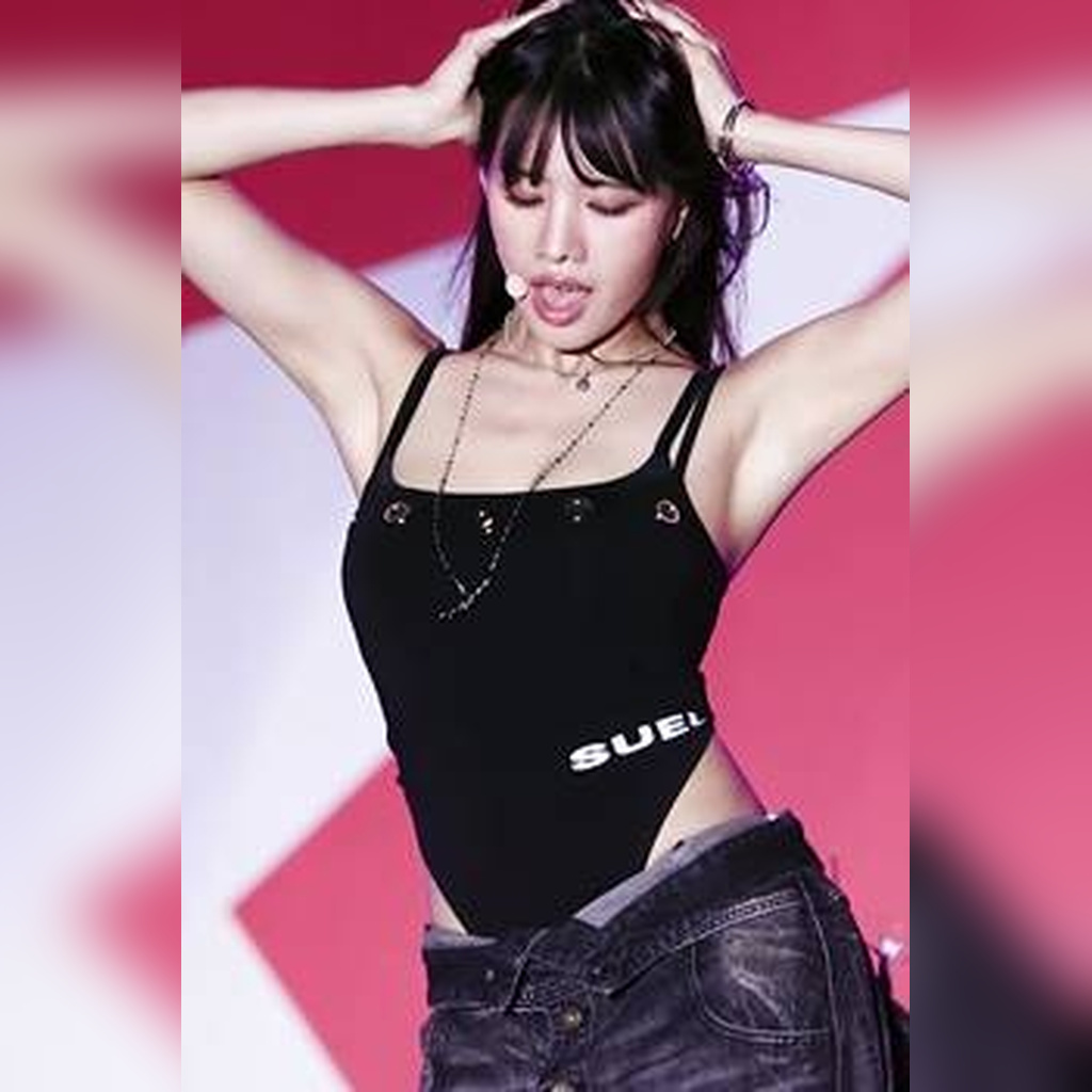 민소매 무빙 키스오브라이프 나띠 움짤
