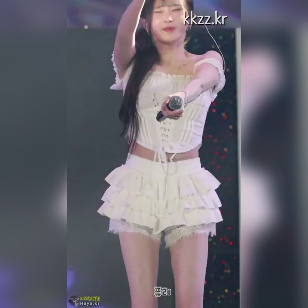 레이스 속바지 뒤태 프로미스나인 송하영 움짤