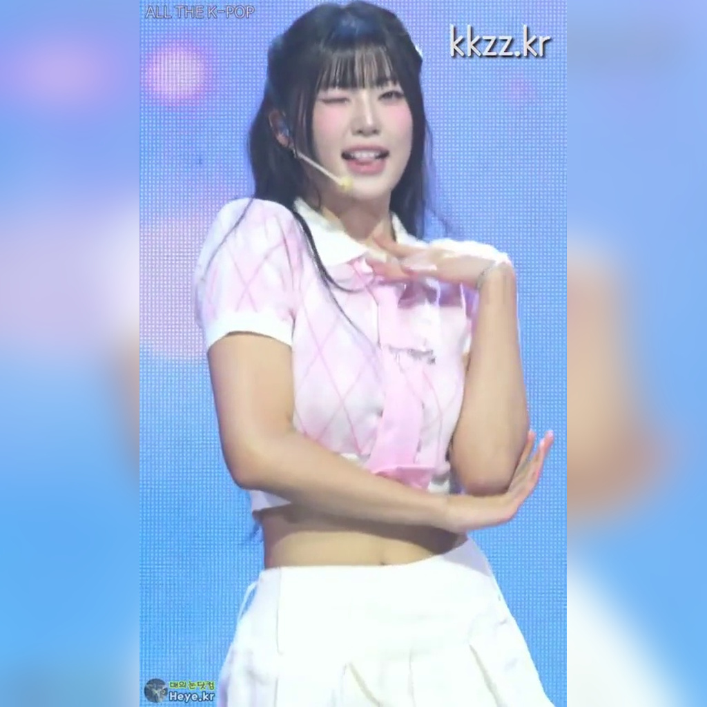 停不下来的领带 Haiki YEL 动图