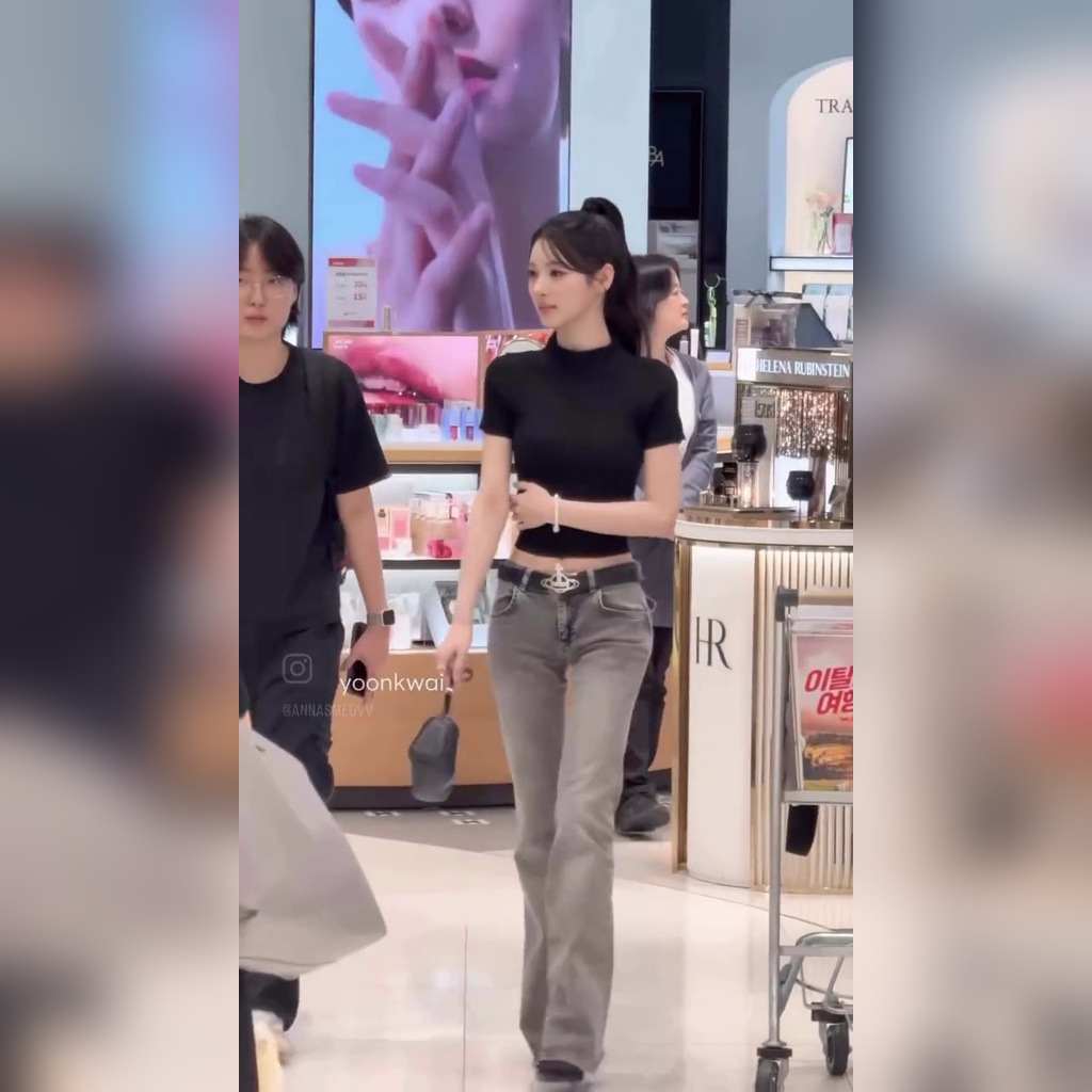 アンナ