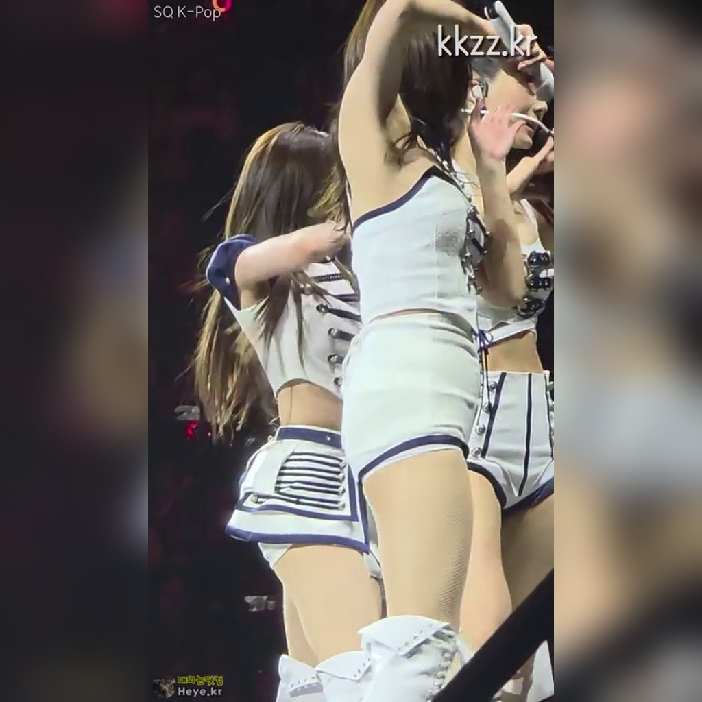 TWICE ナヨン メッシュストッキングのぴったりした太もも 움짤