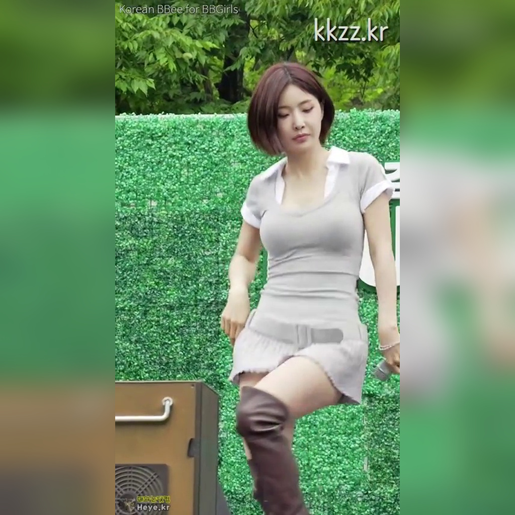 속바지가 더 긴 뒤태 브브걸 유나 움짤