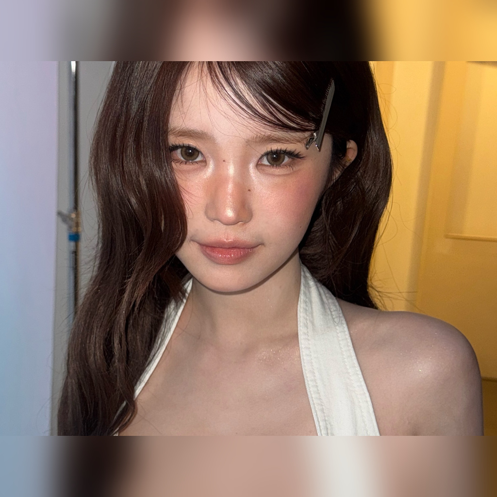FENA 宋夏映 纯白色挂脖装 subtle（若隐若现）胸口线条信息素 – Instagram